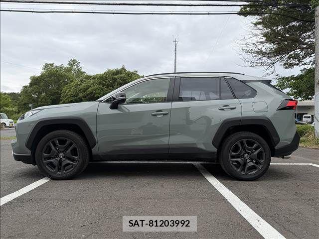 Toyota RAV4 2025-01 7060421-5