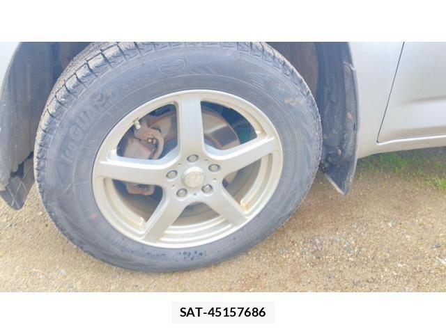 Toyota RAV4 2009-05 7060436-10