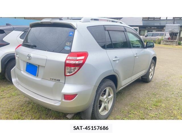 Toyota RAV4 2009-05 7060436-3