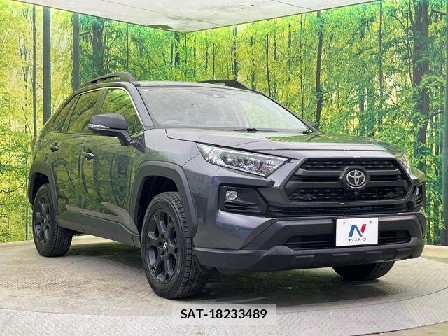 Toyota RAV4 2024-04 7060419-15