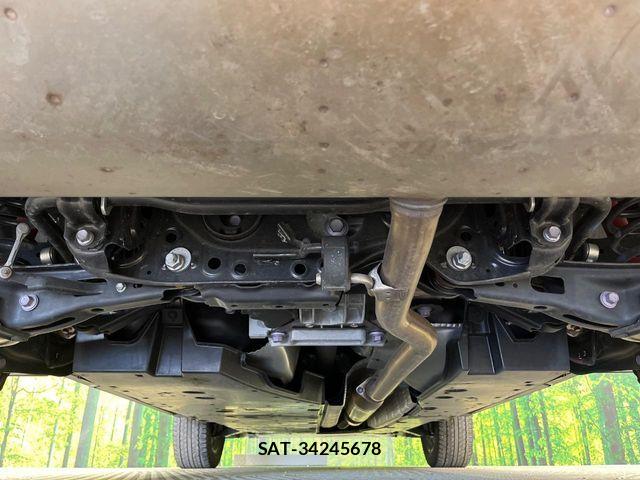 Toyota RAV4 2021-04 7060422-18
