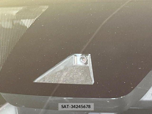 Toyota RAV4 2021-04 7060422-4