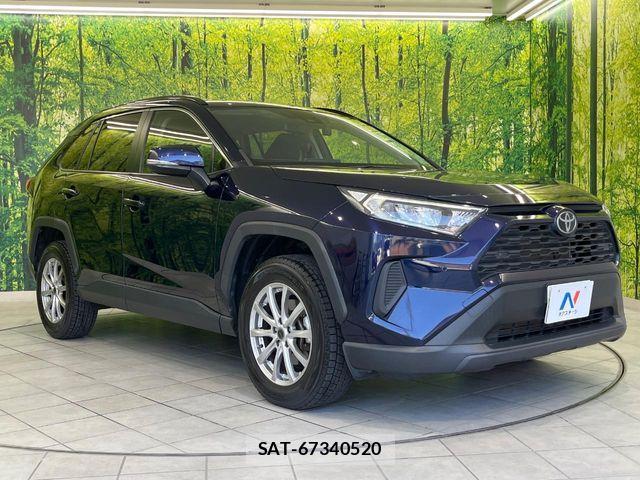 Toyota RAV4 2023-05 7060432-14