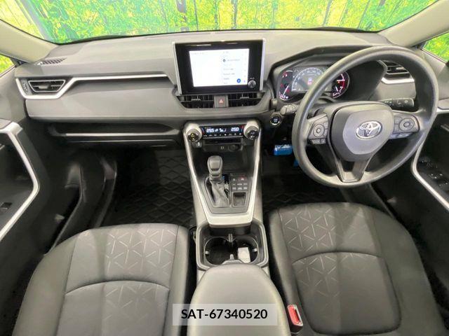 Toyota RAV4 2023-05 7060432-1