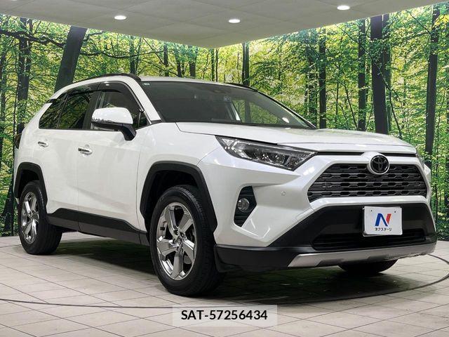 Toyota RAV4 2021-03 7060425-16