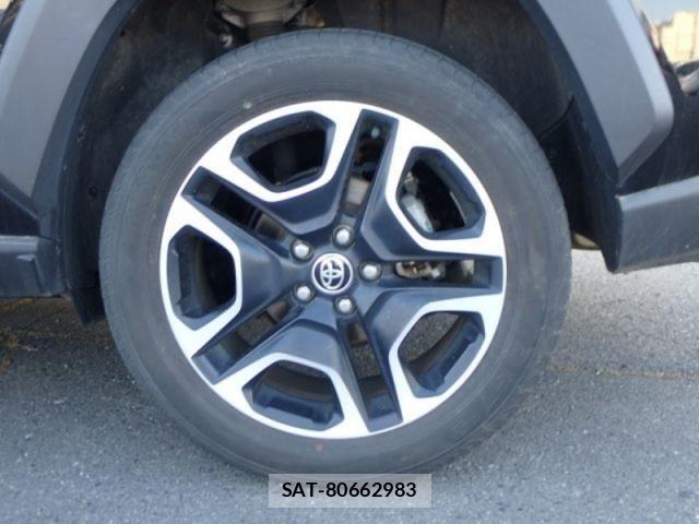 Toyota RAV4 2020-07 7060434-26