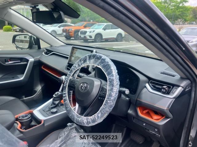 Toyota RAV4 2020-02 7060428-12