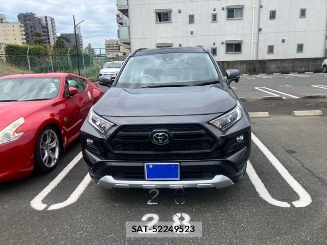 Toyota RAV4 2020-02 7060428-2