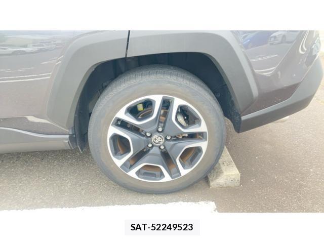 Toyota RAV4 2020-02 7060428-8