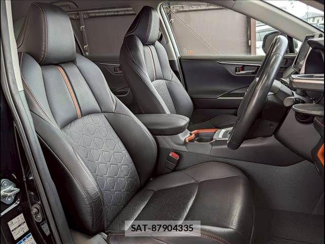 Toyota RAV4 2019-04 7224066-4