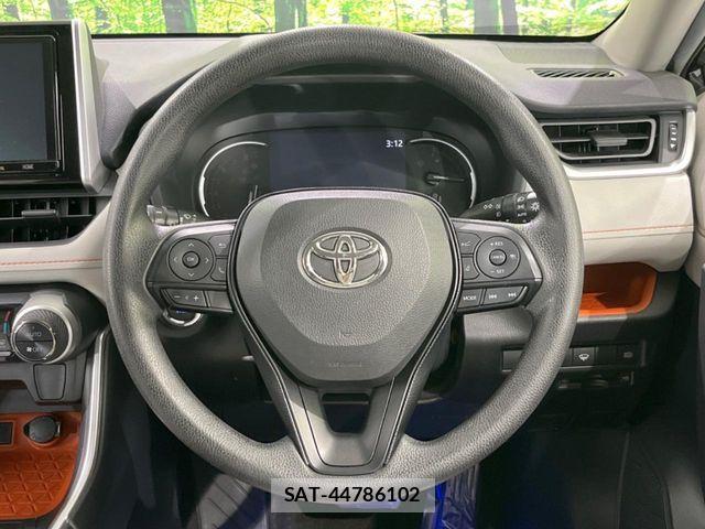 Toyota RAV4 2019-09 7224073-11