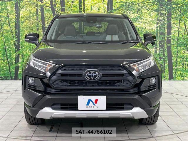 Toyota RAV4 2019-09 7224073-14