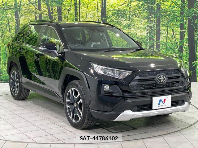 Toyota RAV4 2019-09 7224073-16