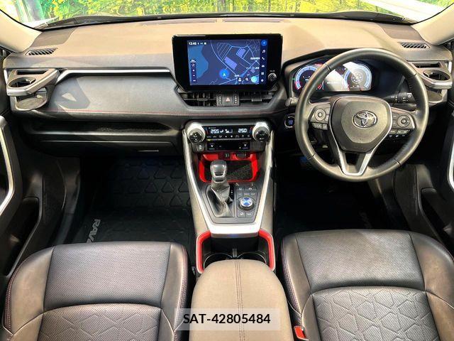 Toyota RAV4 2023-01 7216626-1