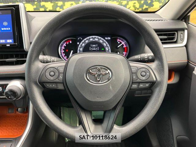 Toyota RAV4 2019-05 7224067-9