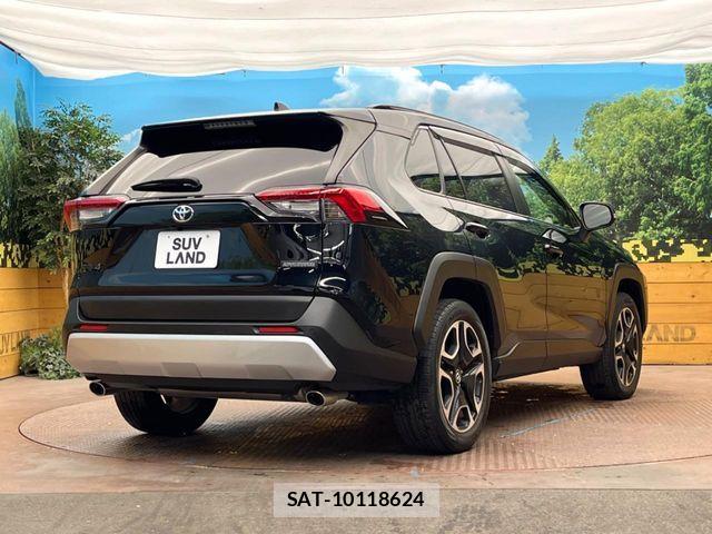 Toyota RAV4 2019-05 7224067-13