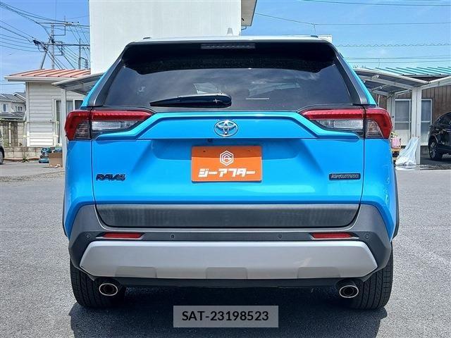Toyota RAV4 2019-10 7224077-9