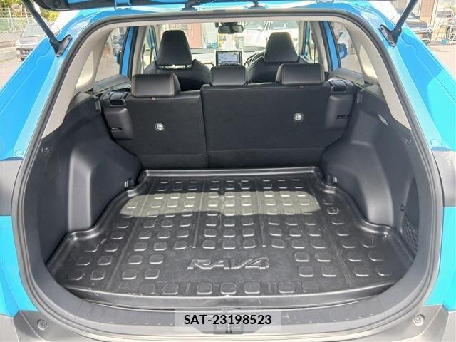 Toyota RAV4 2019-10 7224077-18