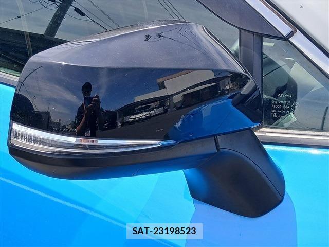 Toyota RAV4 2019-10 7224077-28