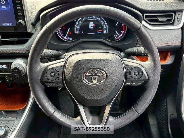 Toyota RAV4 2021-01 7224108-12