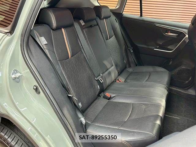Toyota RAV4 2021-01 7224108-8