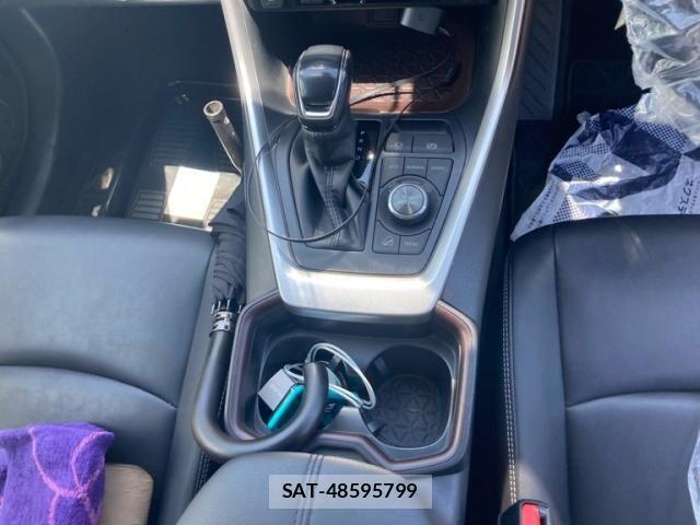 Toyota RAV4 2020-05 7224088-12