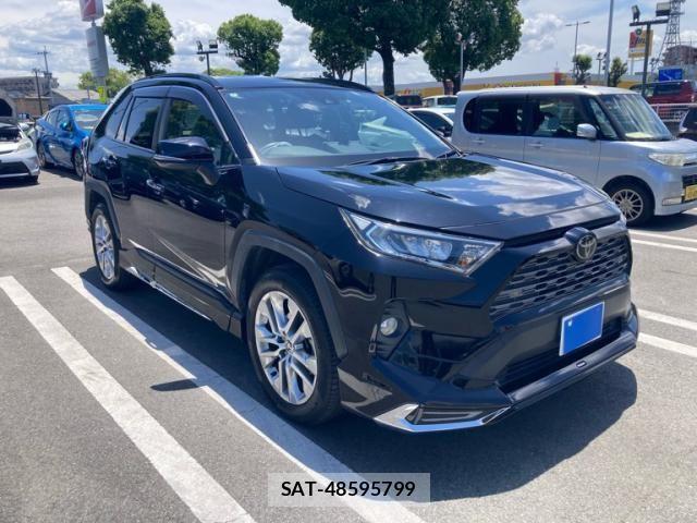 Toyota RAV4 2020-05 7224088-1