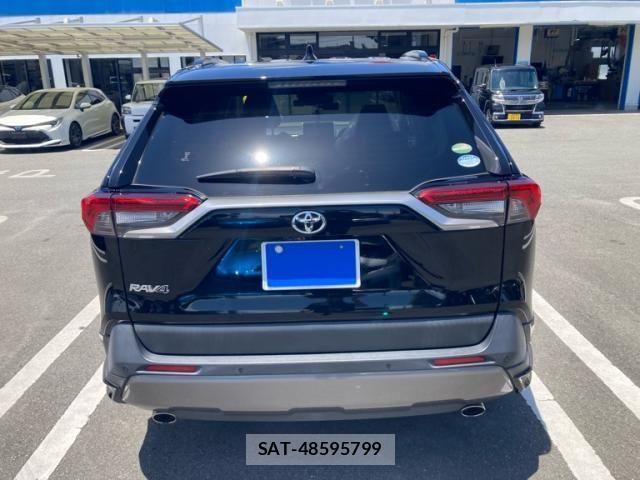 Toyota RAV4 2020-05 7224088-3