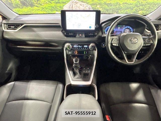 Toyota RAV4 2023-05 7224133-1