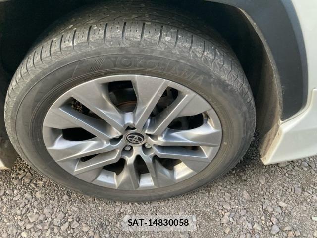 Toyota RAV4 2021-12 7224126-14
