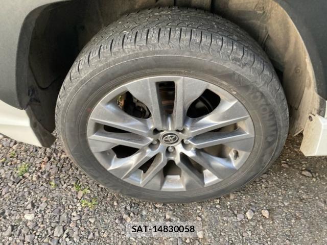 Toyota RAV4 2021-12 7224126-15