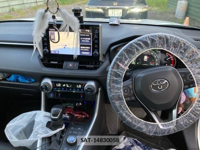 Toyota RAV4 2021-12 7224126-19