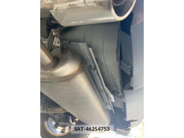 Toyota RAV4 2019-10 7216627-27