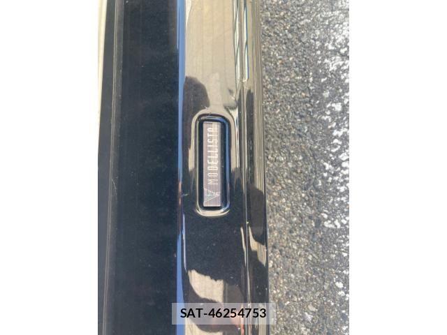 Toyota RAV4 2019-10 7216627-28