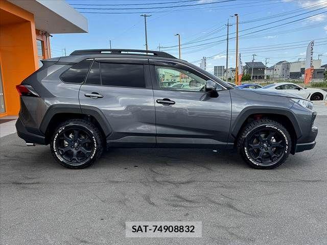 Toyota RAV4 2021-03 7224112-10
