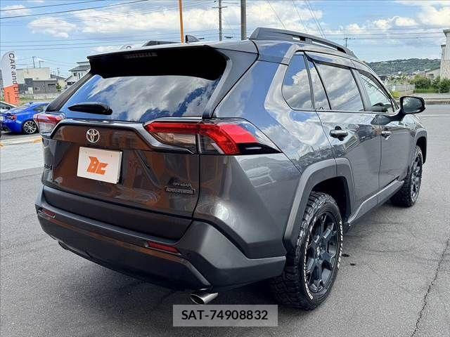 Toyota RAV4 2021-03 7224112-14