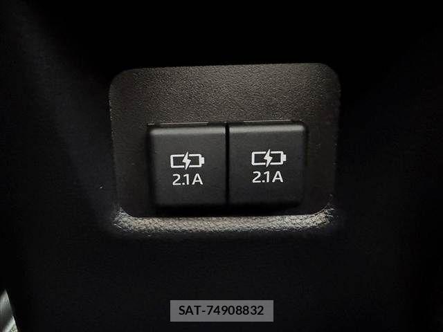 Toyota RAV4 2021-03 7224112-4