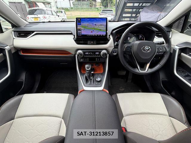 Toyota RAV4 2020-03 7224085-1