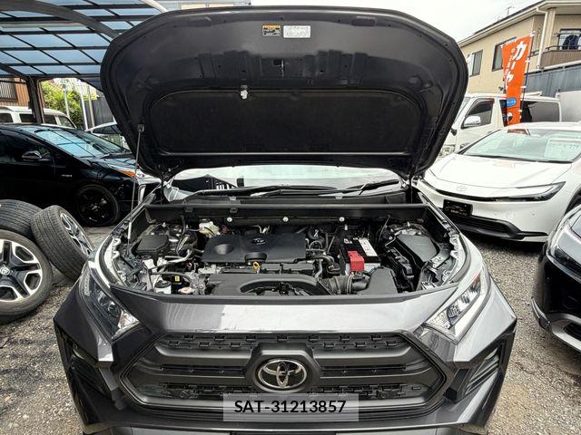 Toyota RAV4 2020-03 7224085-29