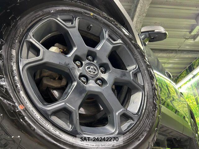 Toyota RAV4 2024-04 7224142-15