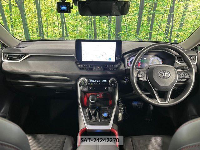 Toyota RAV4 2024-04 7224142-1