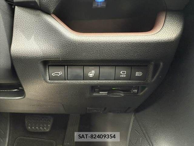 Toyota RAV4 2021-06 7224123-22