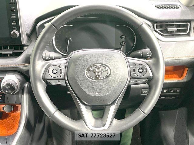 Toyota RAV4 2022-09 7224125-12