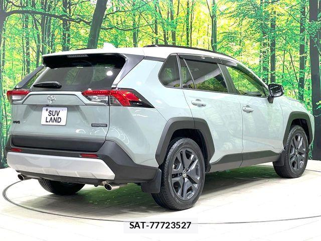 Toyota RAV4 2022-09 7224125-18