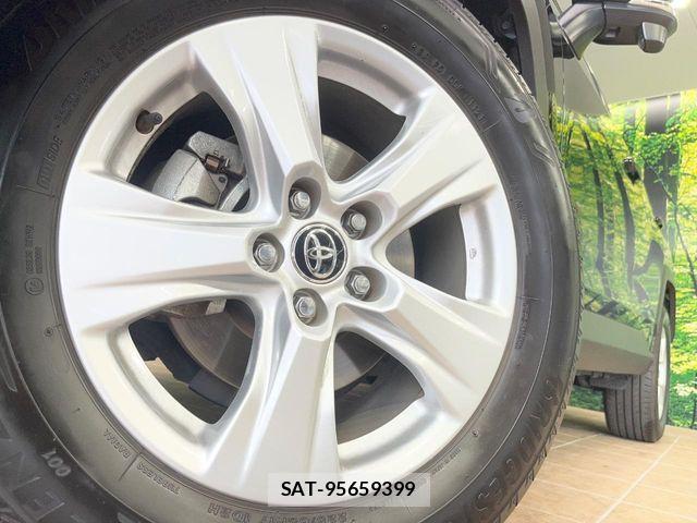 Toyota RAV4 2021-03 7224113-12