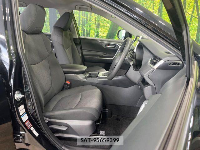 Toyota RAV4 2021-03 7224113-7