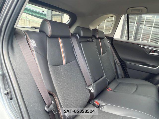 Toyota RAV4 2023-07 7224138-10
