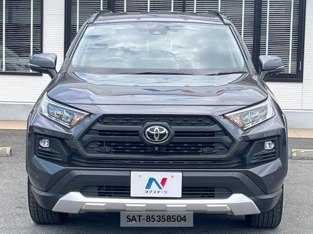 Toyota RAV4 2023-07 7224138-13
