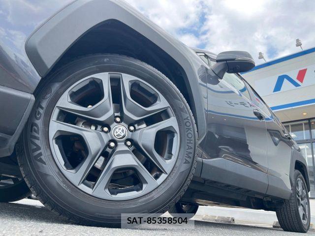 Toyota RAV4 2023-07 7224138-16