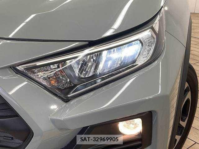 Toyota RAV4 2020-12 7224106-19